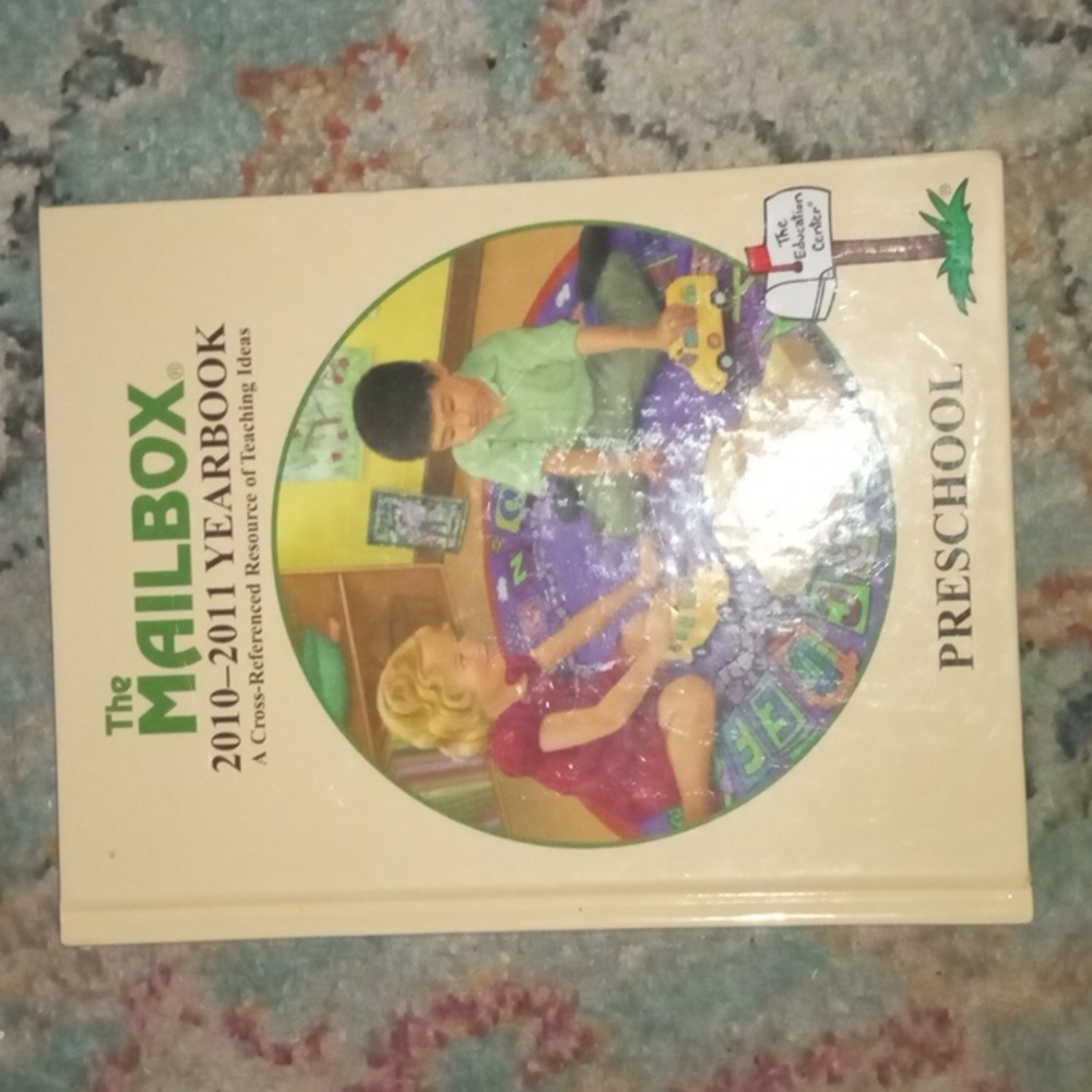 The Mailbox 2010-2011 Yearbook Preschool